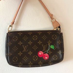 2005 Louis Vuitton Monogram Cerises Pochette